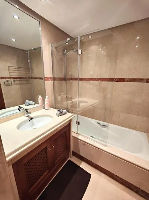 Costalita Direct Beach Access Apartment Estepona Spagna